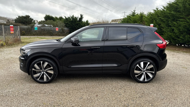 Volvo Xc40 P8 Recharge 300kW 78kWh First Edition 5dr AWD Auto Electric Estate
